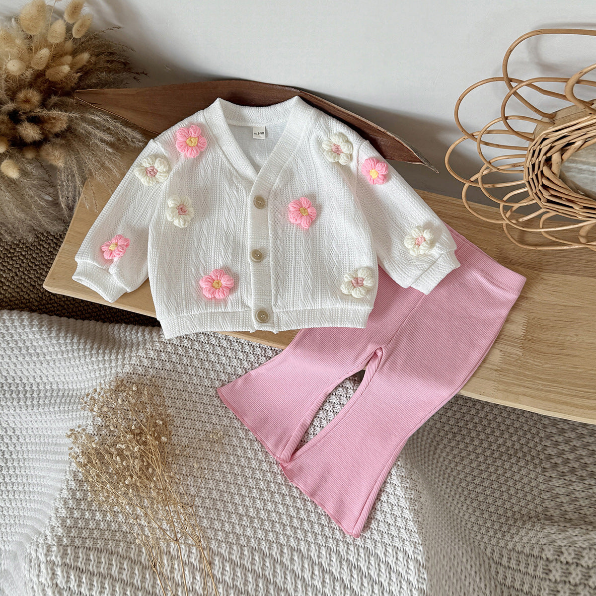 Flower sweater jacket+solid color flared pants two-piece set