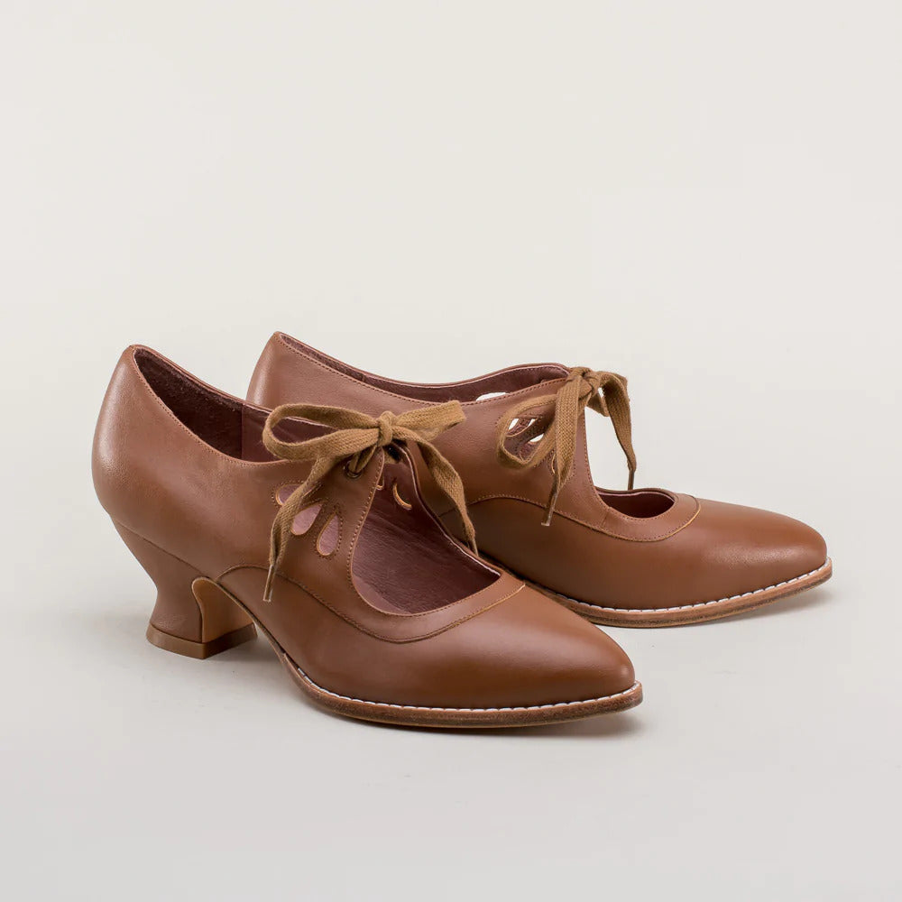 Chaussures décontractées pour femmes à talons hauts, évidées, à lacets, grandes tailles