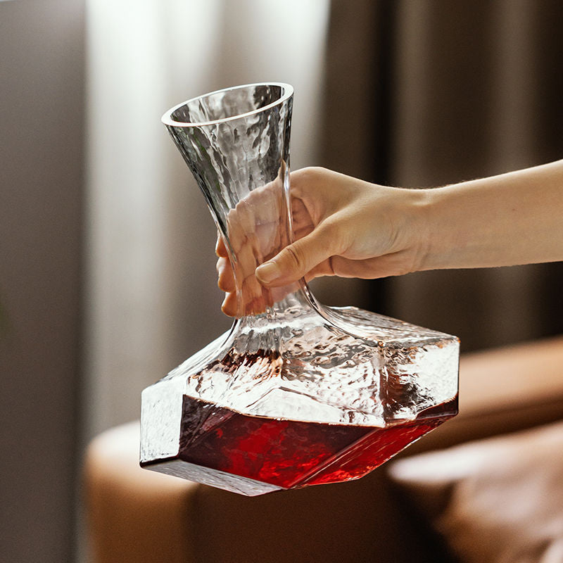 Copy of Wine Decanter Cube Diamond Breathable Rapid Wine Bottle for Home Luxury High-End Glass Red Wine Aerator