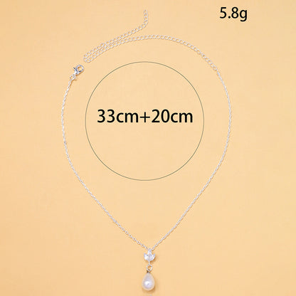 Chaîne de clavicule perle et zircon