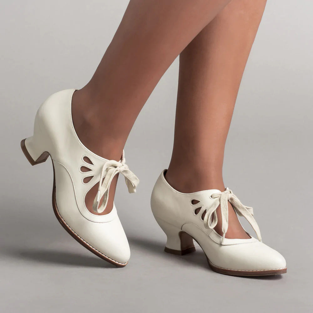 Hollow-out high-heeled lace-up large-size women's casual shoes