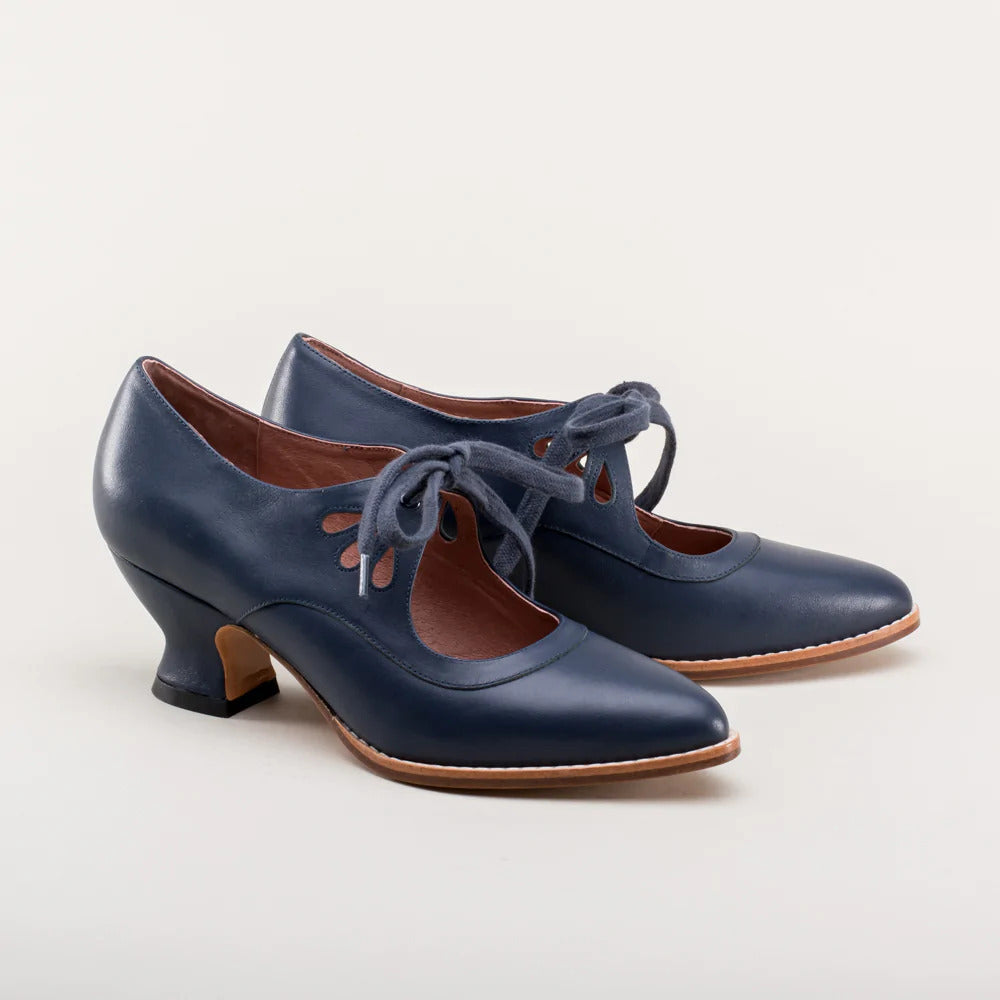 Chaussures décontractées pour femmes à talons hauts, évidées, à lacets, grandes tailles
