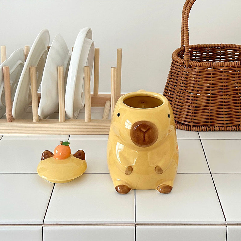 Lot de 2 mugs rigolos Capybara 3D : Mugs à poignées et couvercles, au design capybara 3D. Un excellent choix de cadeau pour les filles.