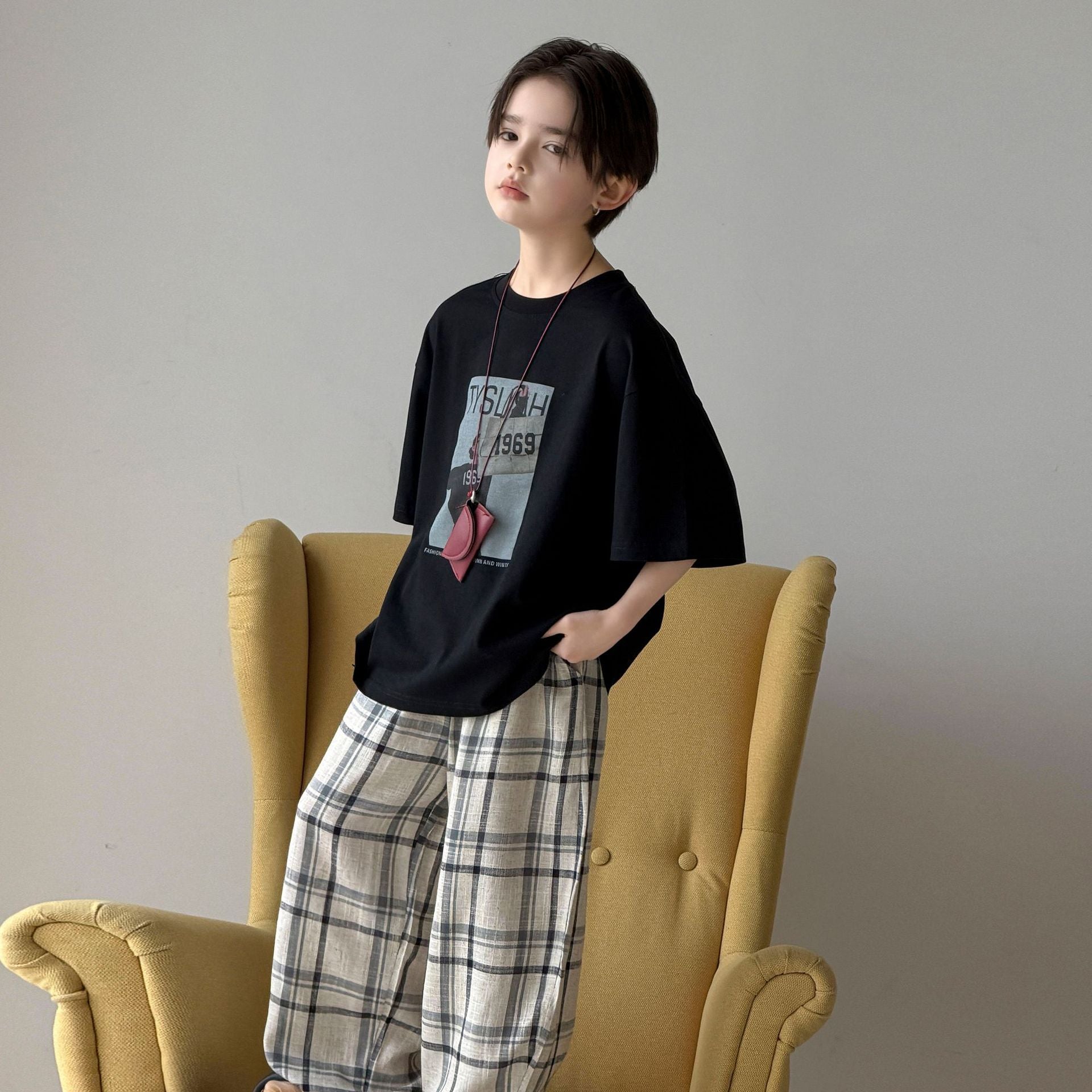 Boys' summer cotton and linen checkered pants