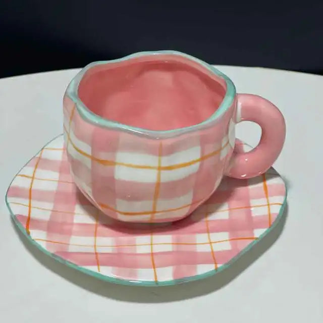 Tasse à café avec soucoupe peinte à la main Ciel bleu Nuages blancs Céramique faite à la main Tasse à thé et soucoupe Joli cadeau Tasse à café irrégulière