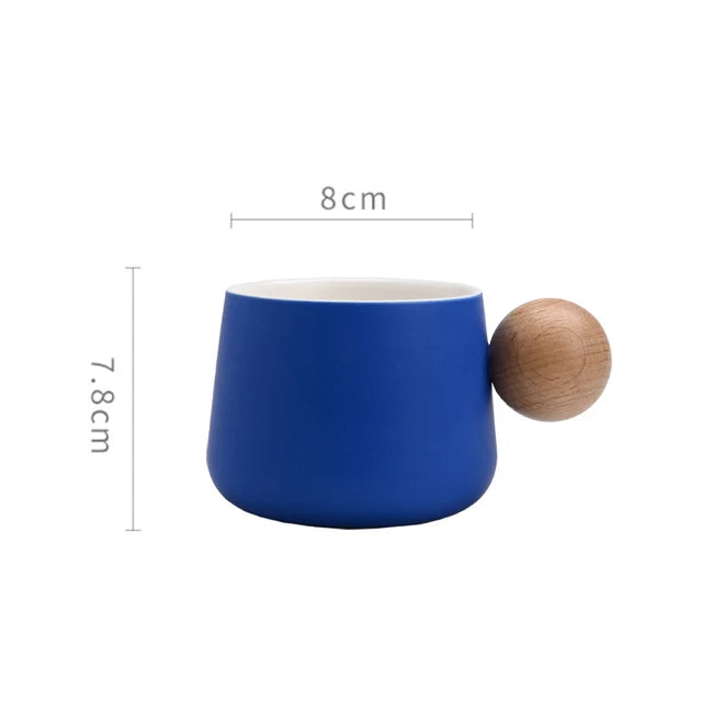 Ensemble tasse et soucoupe à café en céramique Tasses à expresso Poignée en bois de luxe léger Tasse à thé l'après-midi Tasses originales pour femmes Cadeaux de couple