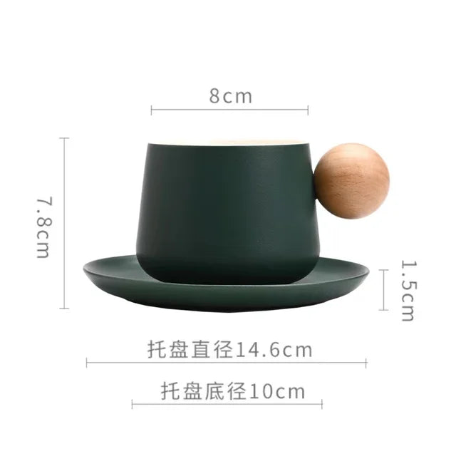 Ensemble tasse et soucoupe à café en céramique Tasses à expresso Poignée en bois de luxe léger Tasse à thé l'après-midi Tasses originales pour femmes Cadeaux de couple