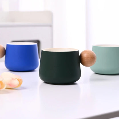 Ensemble tasse et soucoupe à café en céramique Tasses à expresso Poignée en bois de luxe léger Tasse à thé l'après-midi Tasses originales pour femmes Cadeaux de couple