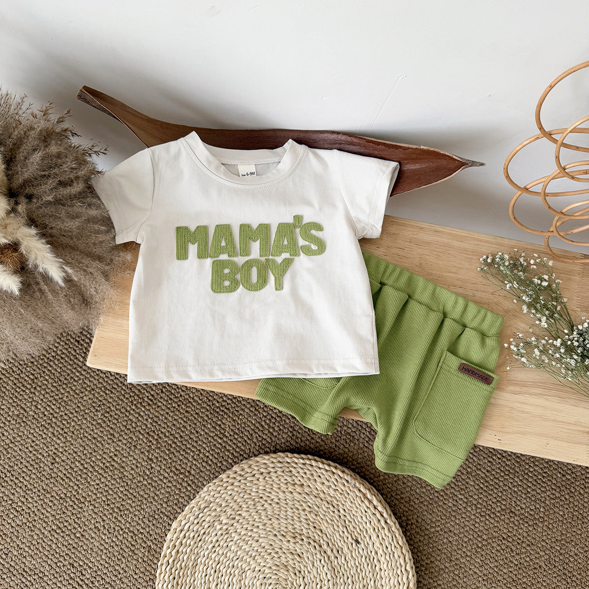 Letter sticker round neck short sleeved+solid color loose sports shorts set