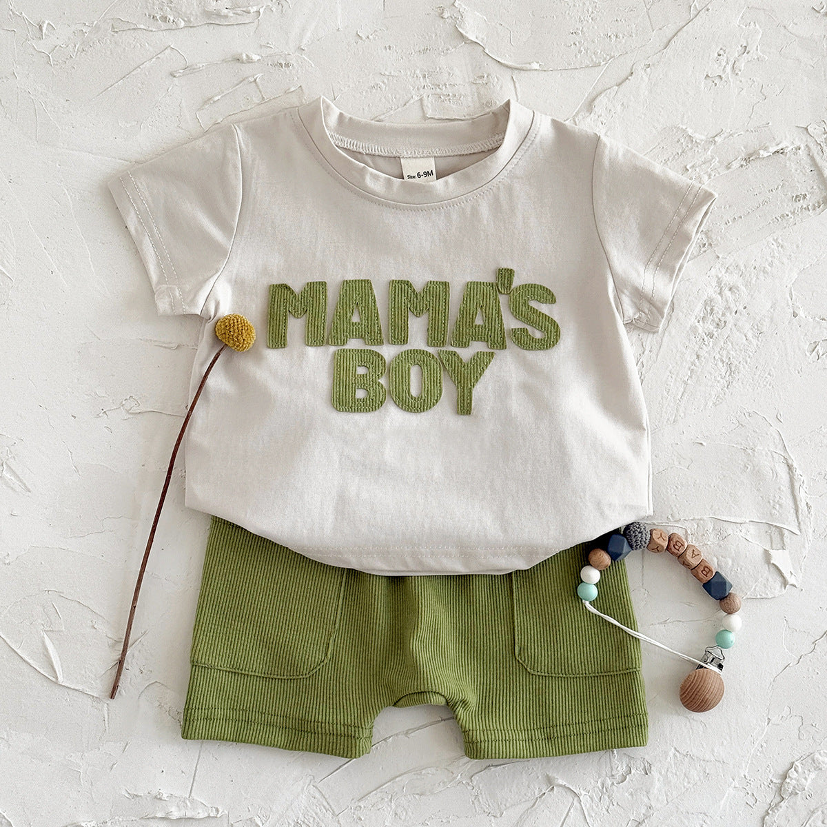 Letter sticker round neck short sleeved+solid color loose sports shorts set