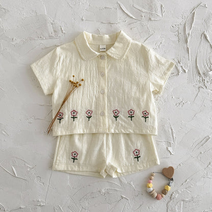 Cute embroidered floral shirt cardigan shorts set
