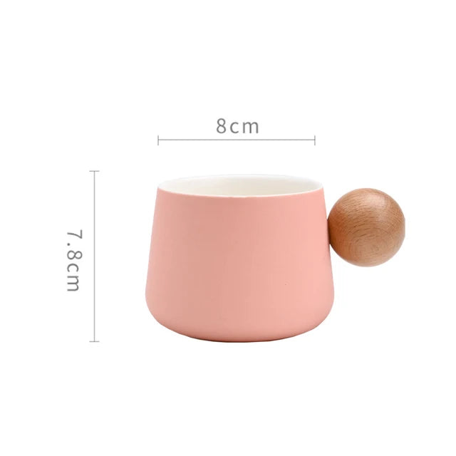 Ensemble tasse et soucoupe à café en céramique Tasses à expresso Poignée en bois de luxe léger Tasse à thé l'après-midi Tasses originales pour femmes Cadeaux de couple